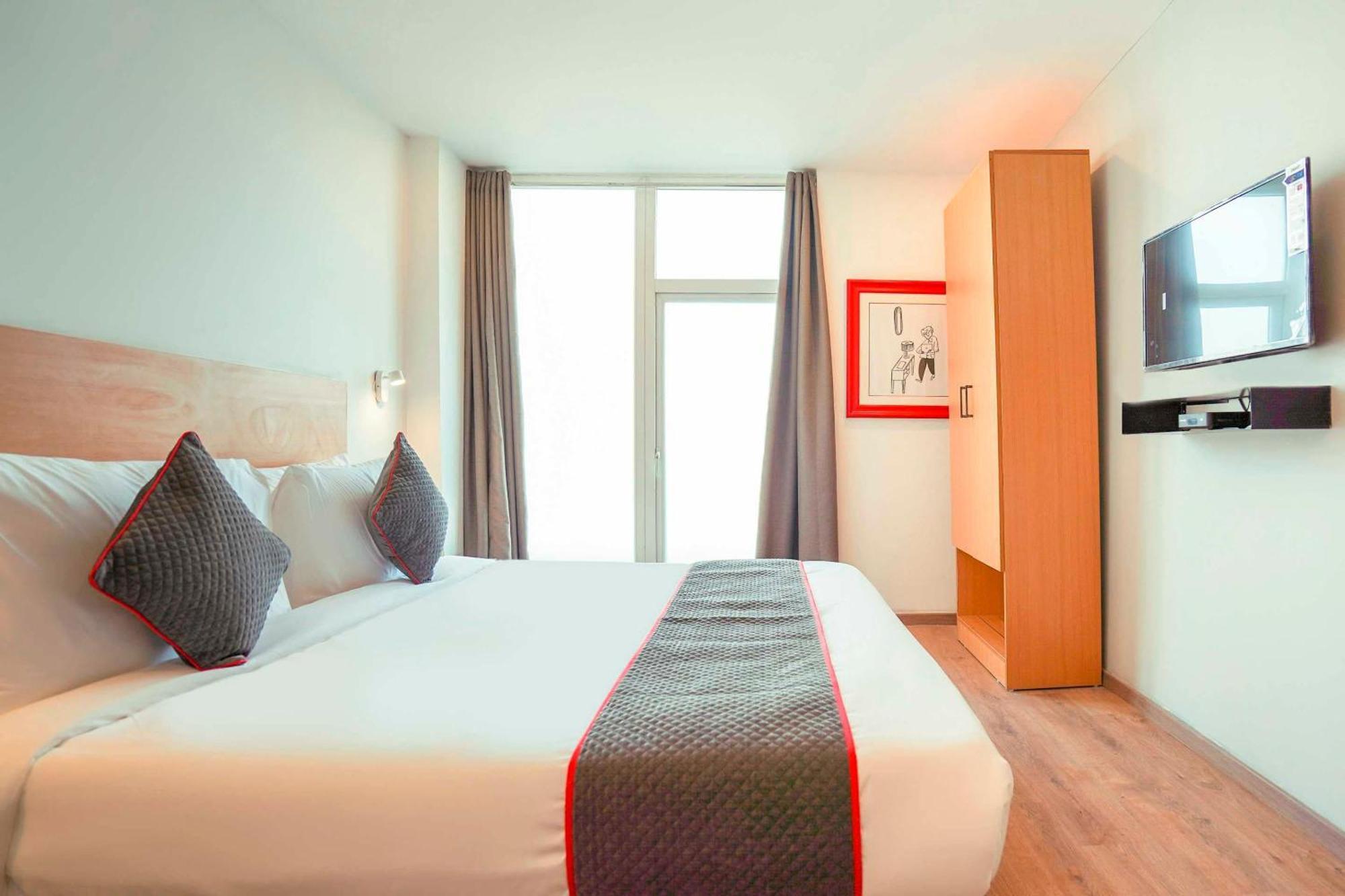 Super Townhouse O Hotel Aditya Residency Near Parthala Over Bridge Sector 121 Noida Indirapuram Екстериор снимка