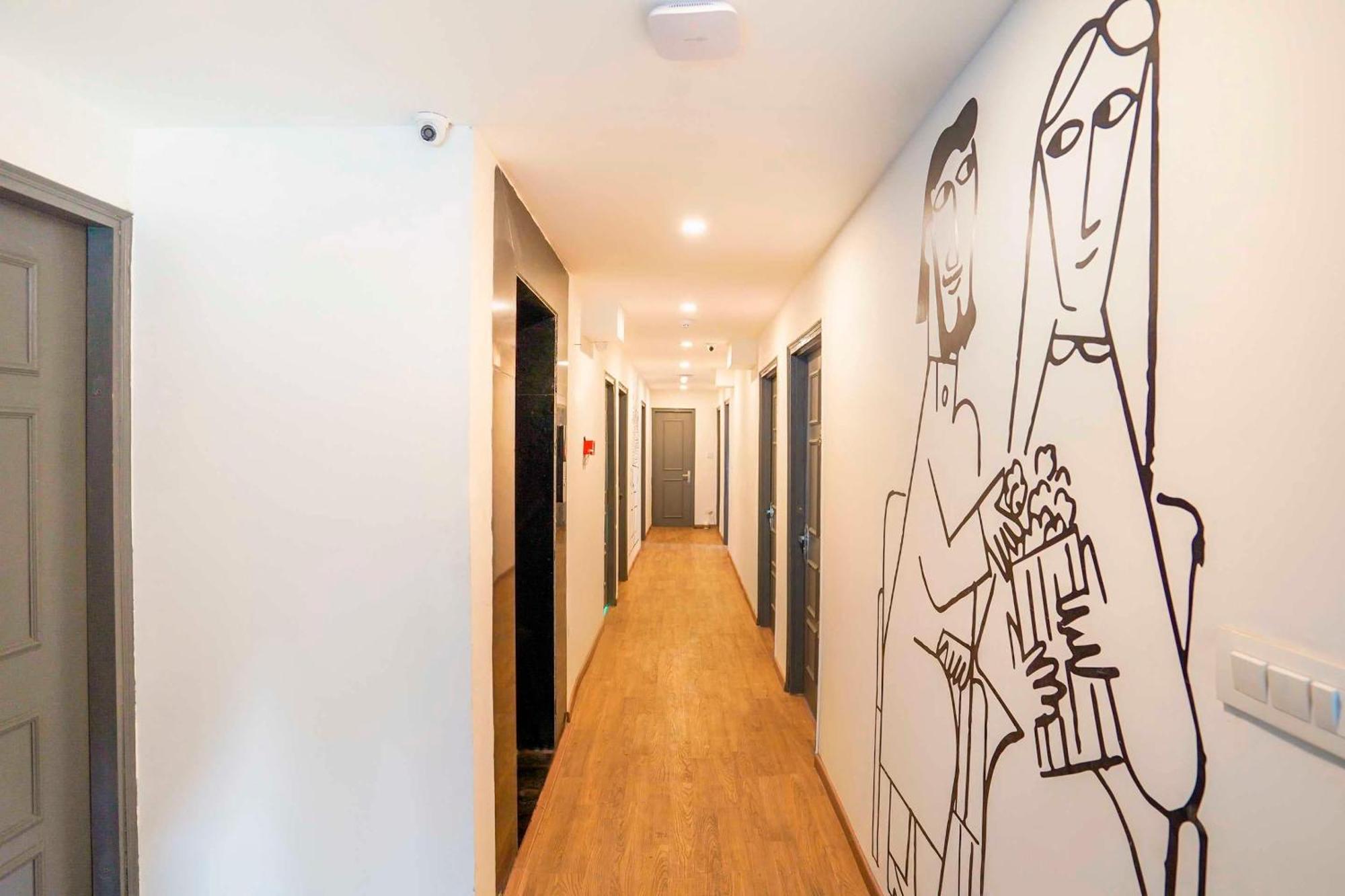 Super Townhouse O Hotel Aditya Residency Near Parthala Over Bridge Sector 121 Noida Indirapuram Екстериор снимка