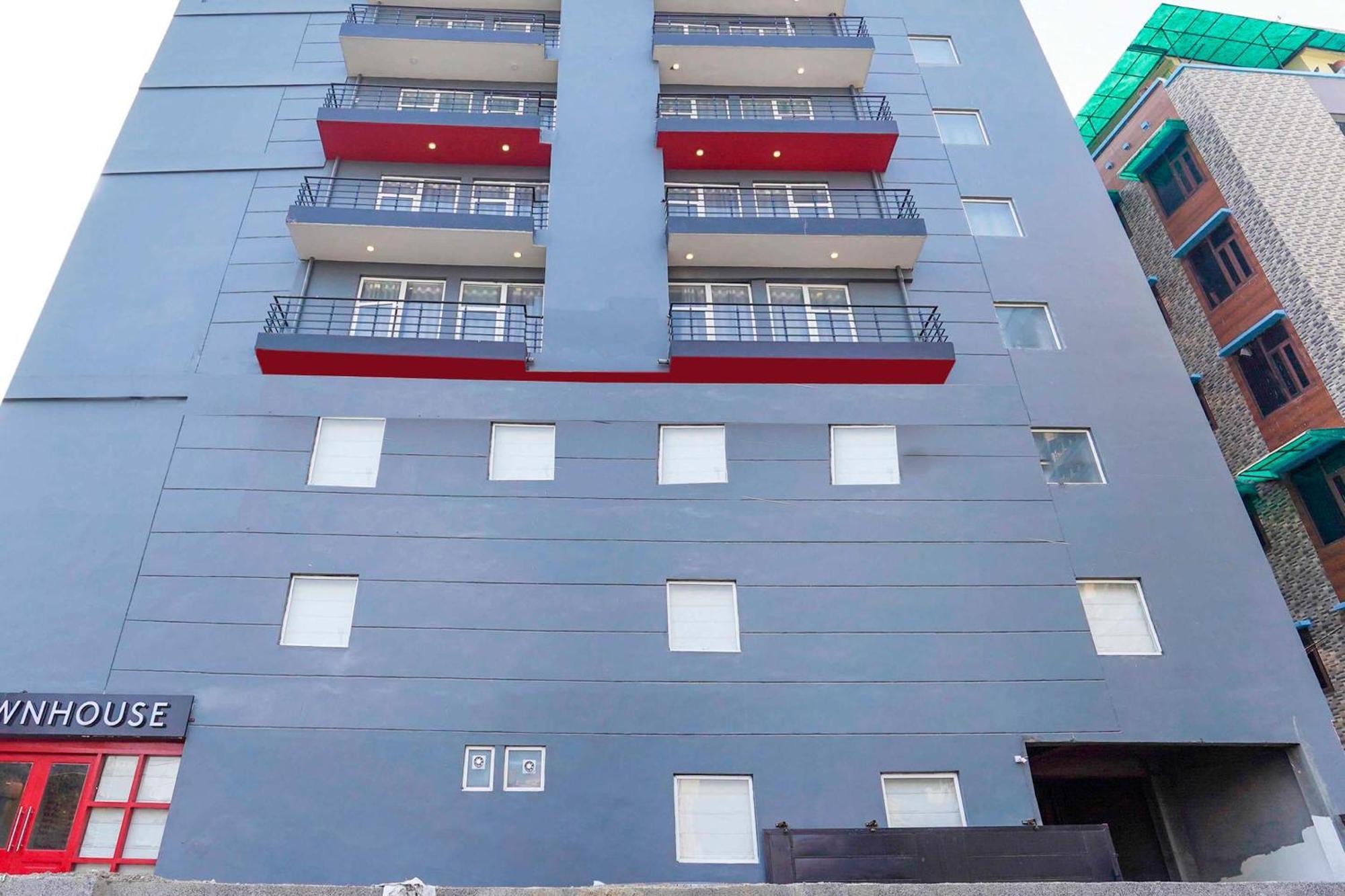 Townhouse O Hotel Aditya Residency Near Parthala Over Bridge Sector 121 Noida Indirapuram Екстериор снимка