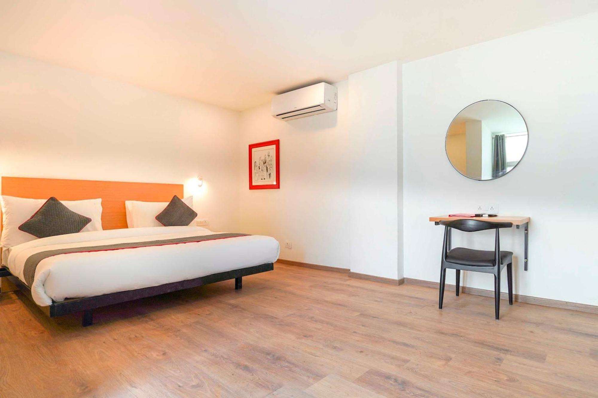 Super Townhouse O Hotel Aditya Residency Near Parthala Over Bridge Sector 121 Noida Indirapuram Екстериор снимка