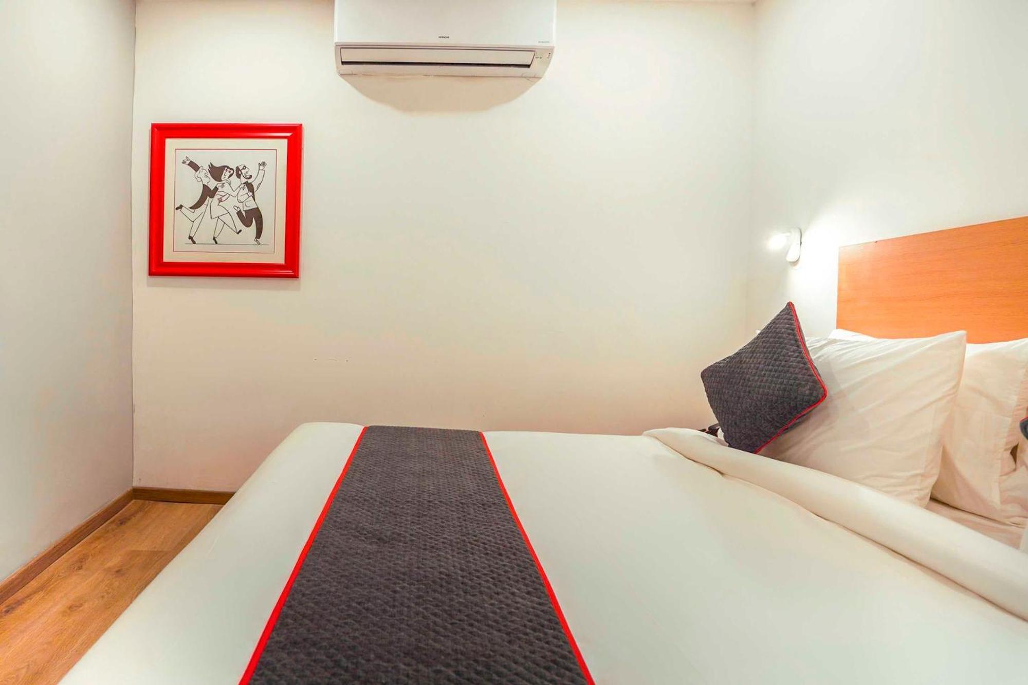 Super Townhouse O Hotel Aditya Residency Near Parthala Over Bridge Sector 121 Noida Indirapuram Екстериор снимка